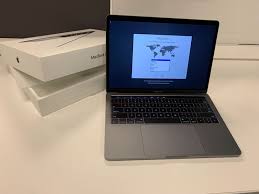 MacBook Pro Core i5 8GB/256GB SSD with box Laptop